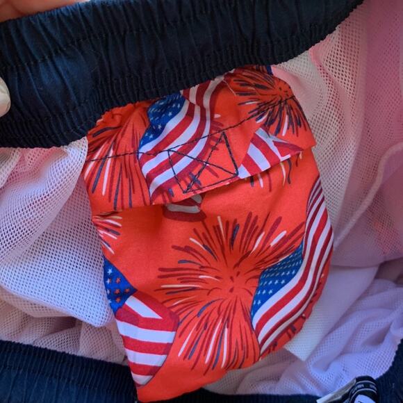 Rowdy Gentleman National Anthem USA Patriotic Flag Red Swim Trunks M-120 Sz L - Picture 9 of 10